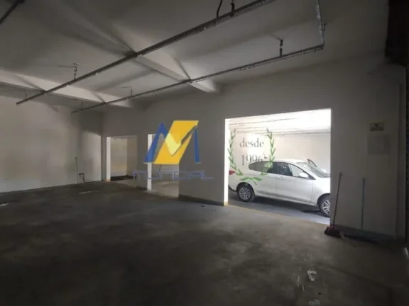 Imagem Salão comercial amplo, funcional e preparado para operações exigentes