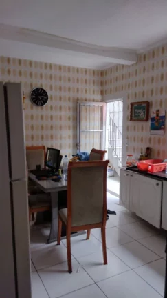 Imagem CASA TÉRREA COM DOIS DORMITÓRIOS PARA VENDA OU TROCA.