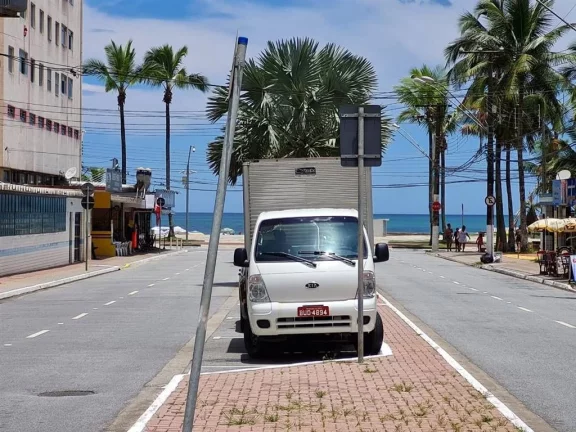 Imagem Apartamento à Venda em Caiçara, Praia Grande - SP