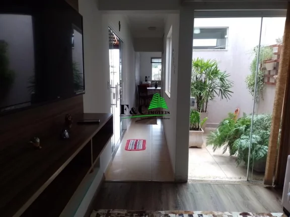 Imagem Edícula para Venda em Limeira, Vila Rosana, 2 dormitórios, 1 suíte, 2 banheiros, 11 vagas
