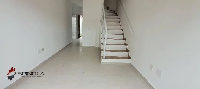 Imagem Sobrado com 2 dormitórios à venda, 55 m² por R$ 254.000,00 - Solemar - Praia Grande/SP