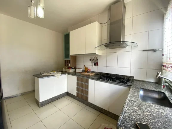 Imagem Casa com 3 dormitórios à venda, 110 m² por R$ 420.000 - Visão - Lagoa Santa/MG