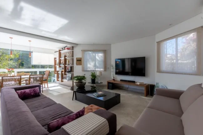 Imagem Casas em Aldeia da Serra 500m²