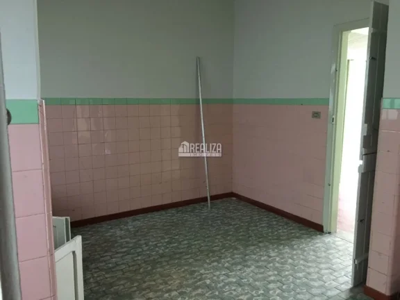 Imagem Casa à venda no bairro São Benedito, Uberaba - 2 dormitórios