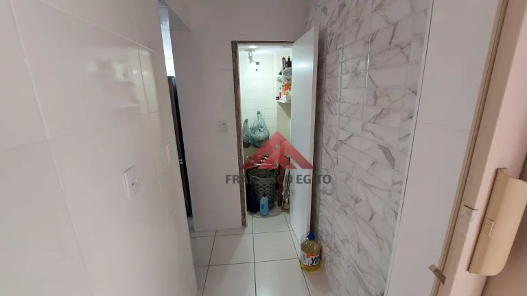 Imagem Apartamento com 2 dormitórios à venda, 67 m² por R$ 250.000,00 - Mutuá - São Gonçalo/RJ
