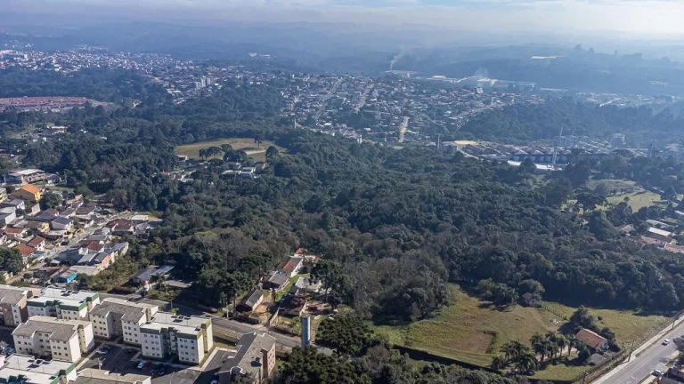 Imagem Terreno Santa Candida com 6161m²