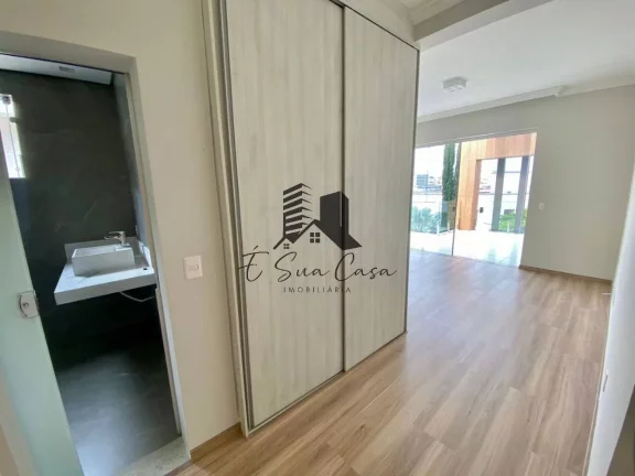 Imagem Casa de alto padrão em condomínio, Bairro Paquetá