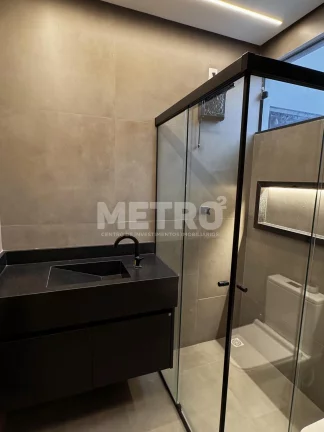 Imagem Casa no Buona Vita com 3 quartos, sendo todos suítes, uma com closet, piscina