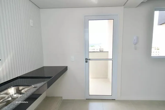 Imagem Incrível cobertura à venda no bairro Santa Inês, em Belo Horizonte. Com uma área privativa de 14...