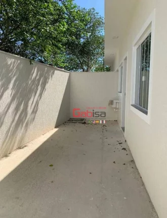 Imagem Casa com 2 dormitórios à venda, 60 m² por R$ 290.000,00 - Vila do Peró - Cabo Frio/RJ