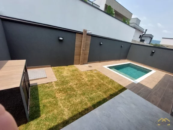 Imagem Casa a venda com 3 quartos de 190m2 no condomínio Reserva Ermida