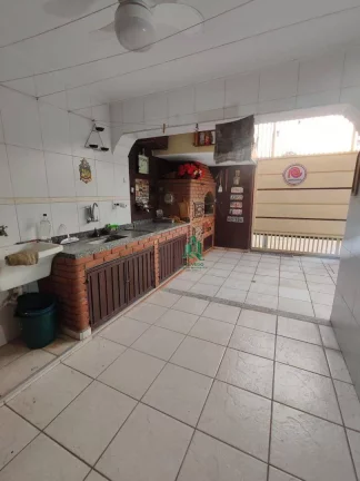 Imagem Casa com 3 dormitórios à venda, 200 m² por R$ 827.000,00 - Jardim Bom Clima - Guarulhos/SP