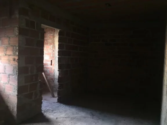Imagem SOBRADO PADRÃO COM 400 METROS CONSTRUÍDO, 4 DORMITÓRIOS SENDO UM SUITE, NO PARQUE JAÇATUBA.
