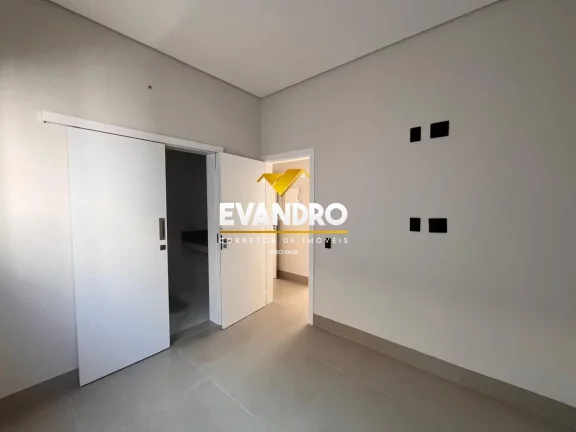 Imagem Casa em Condomínio para Venda em Cuiabá / MT no bairro Jardim Imperial