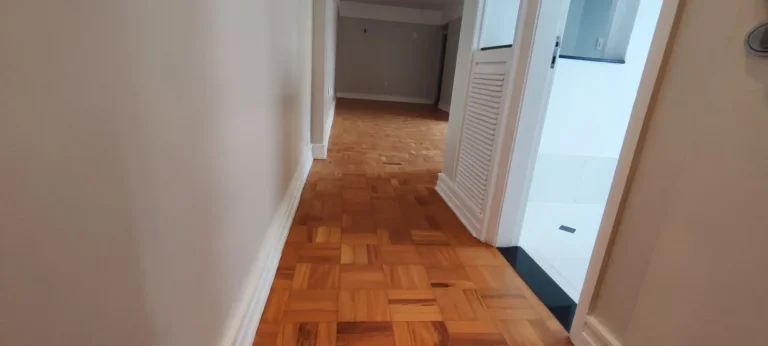 Imagem Apartamento 150 M², 3Q, 1 Suíte, Lavabo, 4 Banheiros, 1 Vaga fixa e escriturada, Dependência completa de serviço, Próximo a 2 estações do metrô.