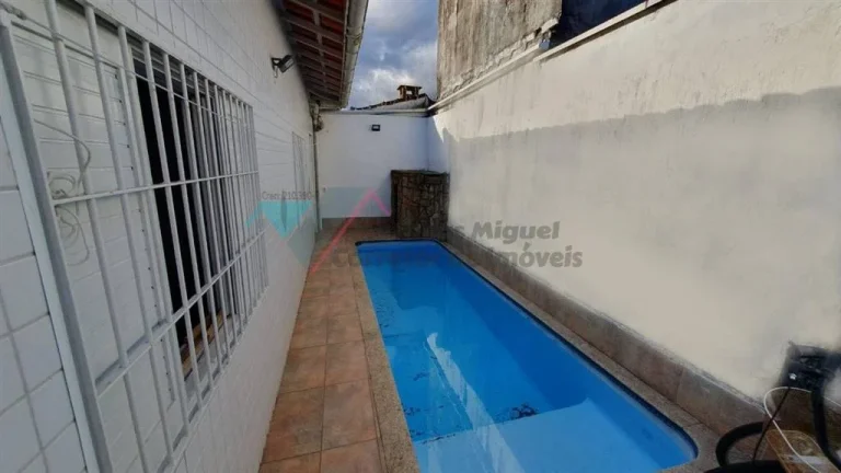 Imagem Casa 2 dormitórios com piscina em Praia Grande