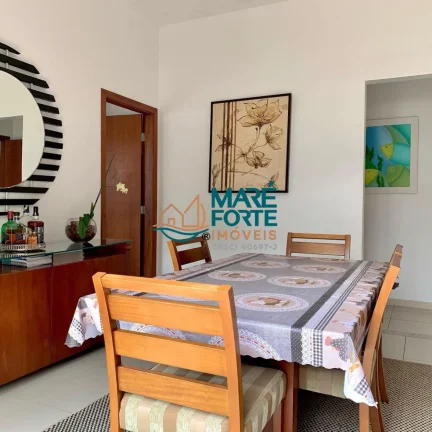 Imagem LINDA CASA COM PISCINA EM CONDOMINIO FECHADO