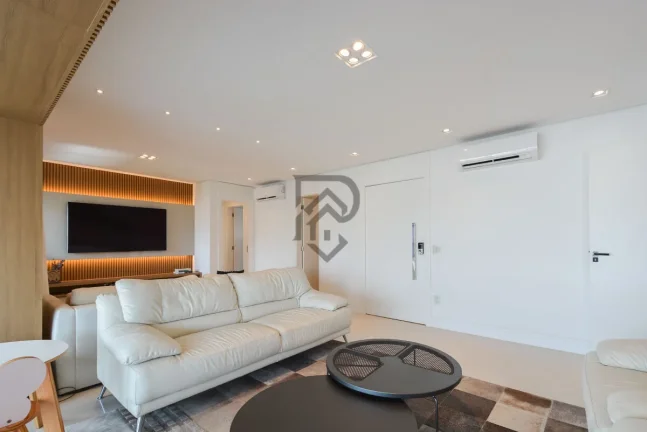 Imagem Apartamento Condomínio Le Premier Moema