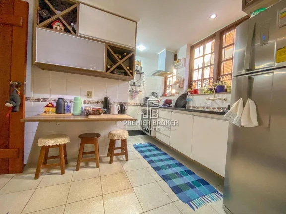 Imagem Casa à venda, 177 m² por R$ 1.370.000,00 - Granja Guarani - Teresópolis/RJ