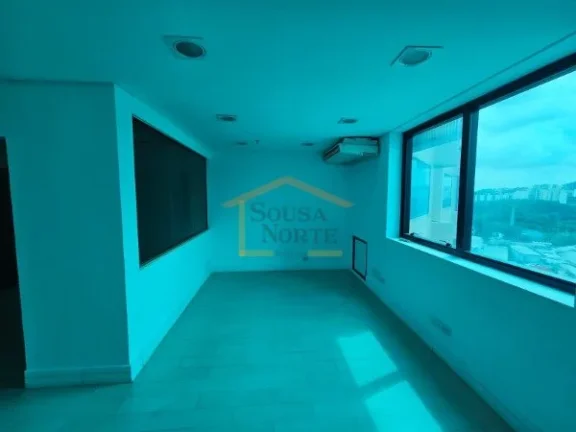 Imagem Sala comercial com 82m², composta pela junção de duas salas.
2 banheiros, ar condicionado, 2 vaga...
