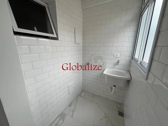 Imagem Casa Sobreposta Alta em Santos no bairro do Embaré próximo a Aparecida com piscina por R$ 1.450.000,00.