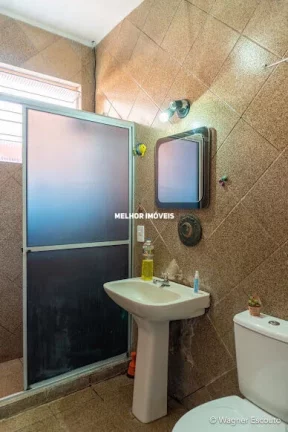 Imagem Casa com Edícula e Kitnet, totalmente mobiliada, localizada no bairro Teresópolis Porto Alegre - RS