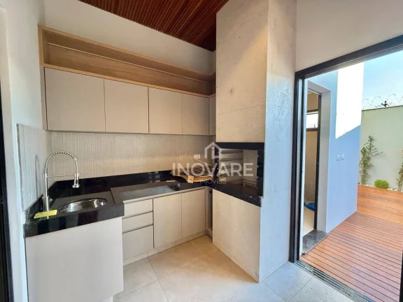 Imagem Casa com 3 dormitórios à venda, 195 m² por R$ 1.400.000,00 - Jardim Morumbi - Itumbiara/GO