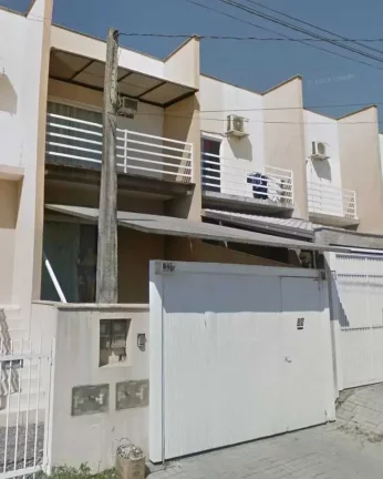 Imagem Geminado com 2 dormitórios e 1 vaga de garagem - Boehmerwald | Joinville/SC