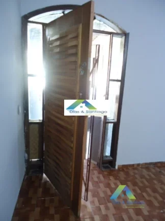 Imagem Sobrado comercial com 11 salas, 2 elevadores, cozinha , 6 banheiros, 2 vagas de garagem, portão eletrônico, sistema verisure e câmeras instalado.