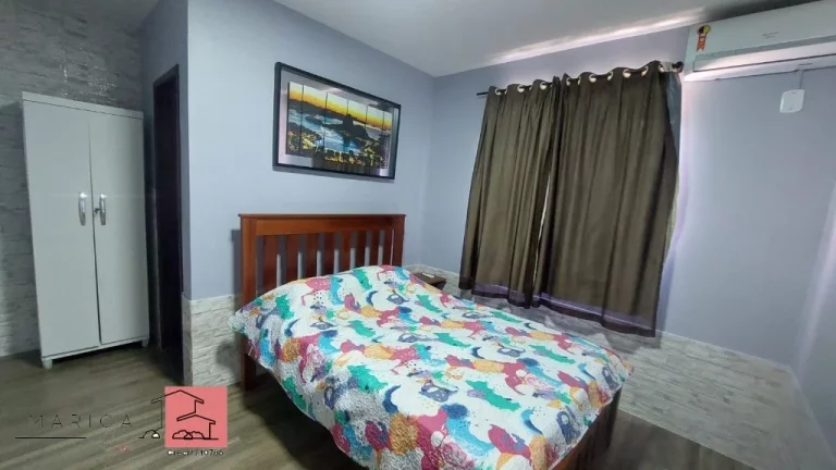 Imagem Casa à Venda - Próx. à Praia, Totalmente Reformada!