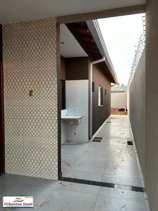 Imagem Casa com 2 quartos sendo 1 suíte, 72,00m2, à venda em Campo Grande, Riviera Park