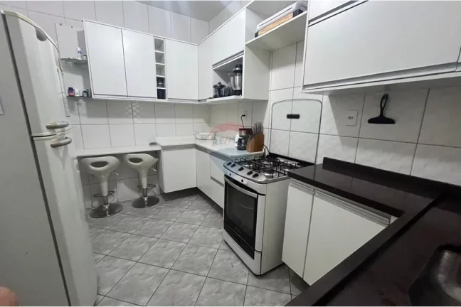 Imagem CASA Á VENDA COM 3 QUARTOS COM 168²m em Jardim Sulacap - Rio de janeiro