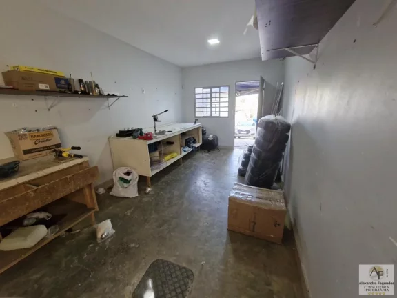 Imagem Galpão para Venda em Aparecida de Goiânia, Parque Veiga Jardim