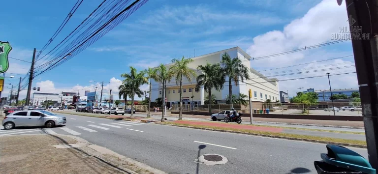 Imagem Apartamento 01 dormitório em frente à Igreja Universal – Guilhermina