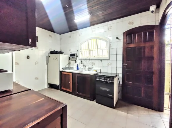 Imagem Casa pré fabricada a 150 metros da Praia da Enseada