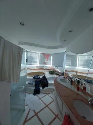 Imagem Sobrado no Portal das Colinas com 3 Suites, salão de festas e piscina. Guaratinguetá