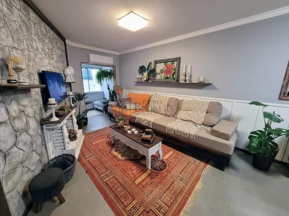 Imagem Apartamento com 2 dormitórios à venda no Centro de Balneário Camboriú/SC
