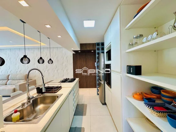 Imagem Aluguel anual na Riviera, Apartamento Pé na Areia, com 3 dormitórios 1 suíte, com 90m² de área útil, 2 vagas de garagem