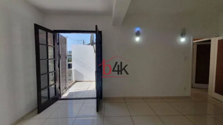 Imagem Casa comercial com 3 quartos sendo 1 suíte para alugar no Brooklin - Rua Santo Arcádio - Brooklin.