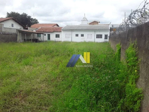 Imagem Terreno à Venda, 850 m² em São Carlos - Pouso Alegre