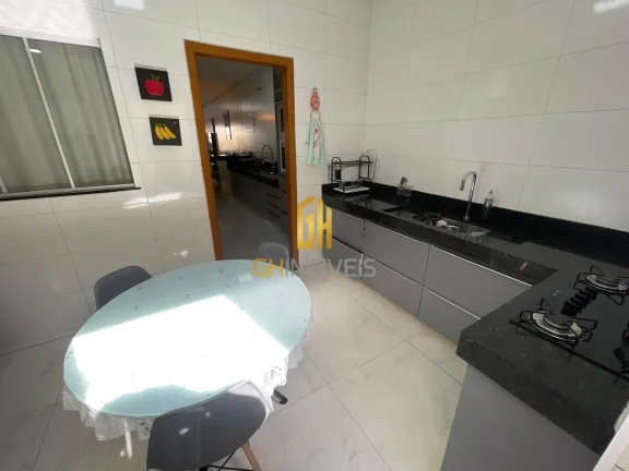 Imagem CA1752

Casa no setor Faiçalville, com 180m² de terreno e 150 m² de área construída. 

A casa p...