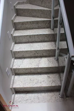 Imagem Sobrado à venda em São Paulo, Jardim Regina, com 3 quartos, 160m²