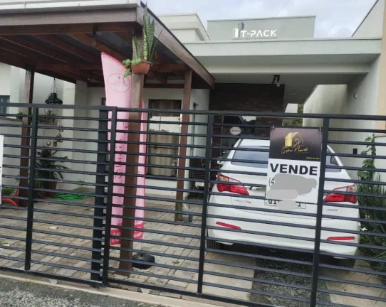 Imagem Casa à venda no bairro Itajuba