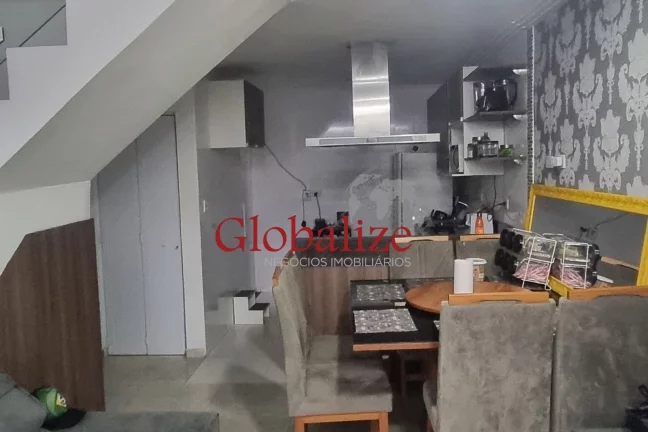 Imagem Casa Triplex com 150m² à venda na Vila Progresso por R$422.000,00
