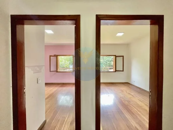 Imagem Casa em Condomínio a Venda no bairro São Fernando Residência - Barueri, SP