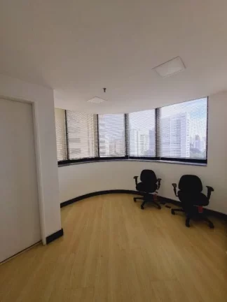 Imagem Conjunto para alugar, 124 m² por R$ 12.452,38/mês - Moema - São Paulo/SP