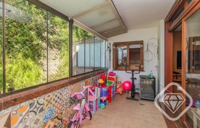 Imagem Apartamento Exclusivo com Terraço e Vista para o Pôr do Sol

Brilhante Imóveis apresenta um apart...