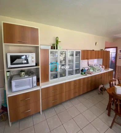 Imagem Casa 4 dormitórios com 2 pisos na Restinga Nova