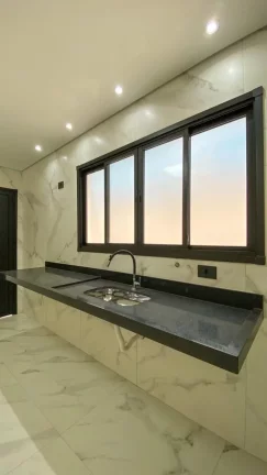 Imagem SOBRADO COM 3 DORMITÓRIOS À VENDA, 167 M² POR R$ 1.060.000,00 - AVIAÇÃO - PRAIA GRANDE/SP