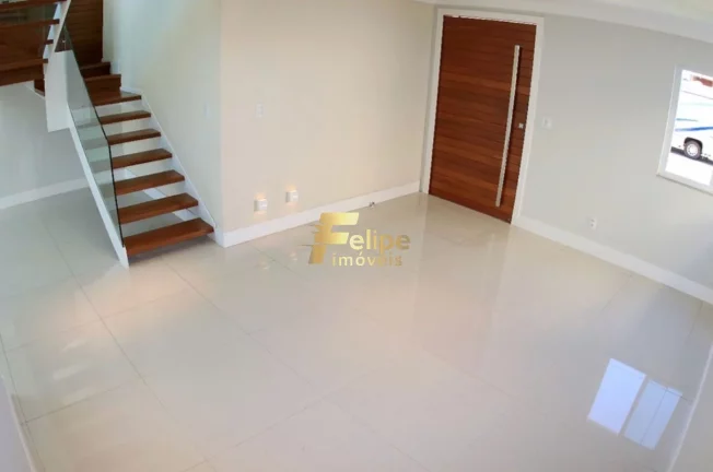 Imagem LUXUOSA CASA EM CONDOMÍNIO FECHADO LOCALIZADA NO MUNICÍPIO DE SERRA/ES!